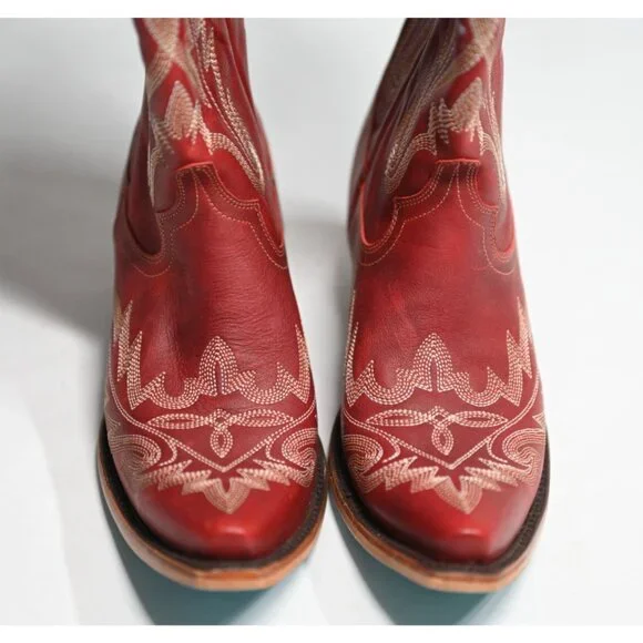 LANE Lexington Western Boots Snip Toe in Ruby Red - Picture 4 of 13